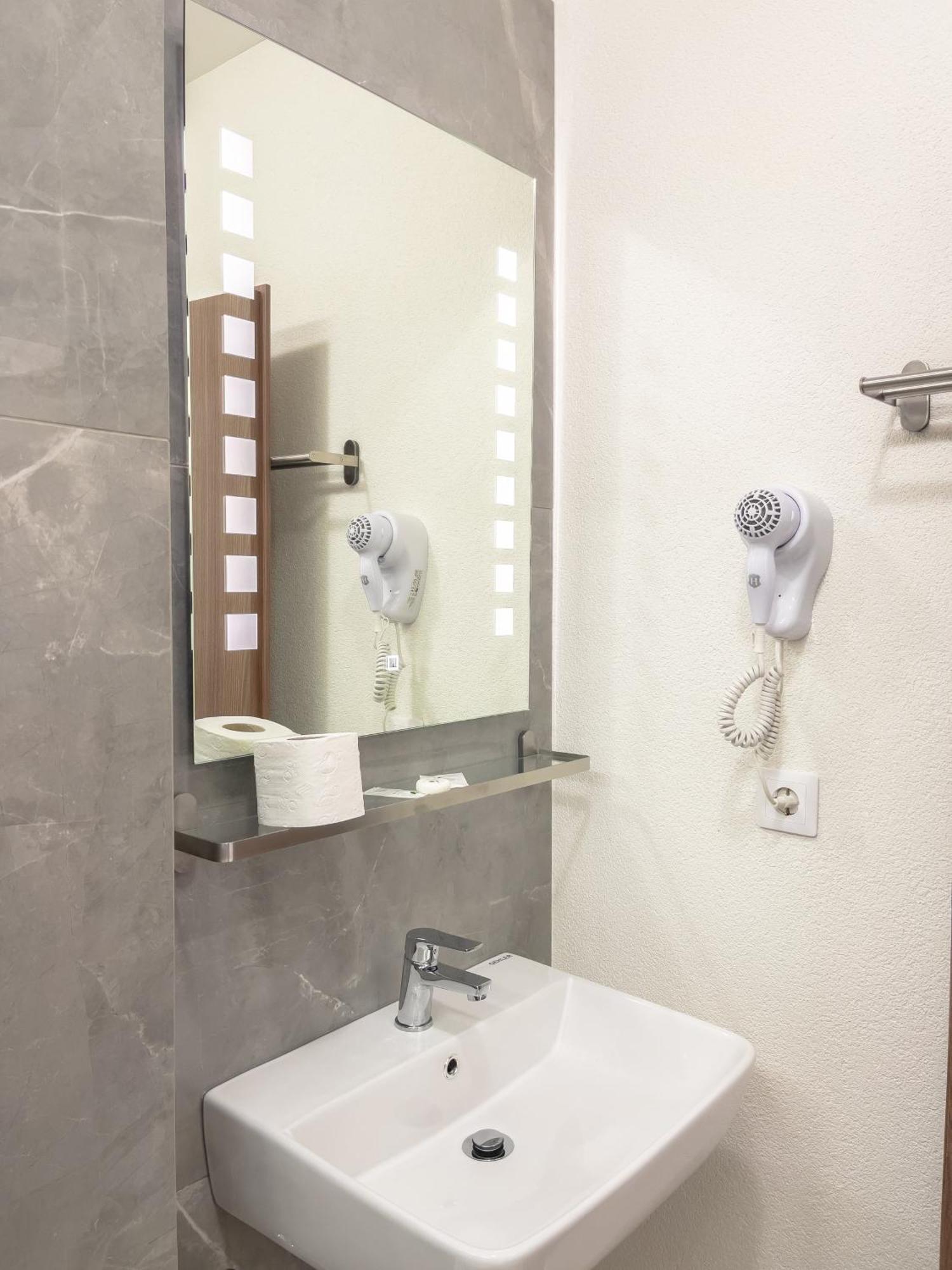 Hotel Eden Σίμπιου Εξωτερικό φωτογραφία