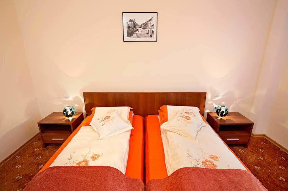 Hotel Eden Σίμπιου Εξωτερικό φωτογραφία